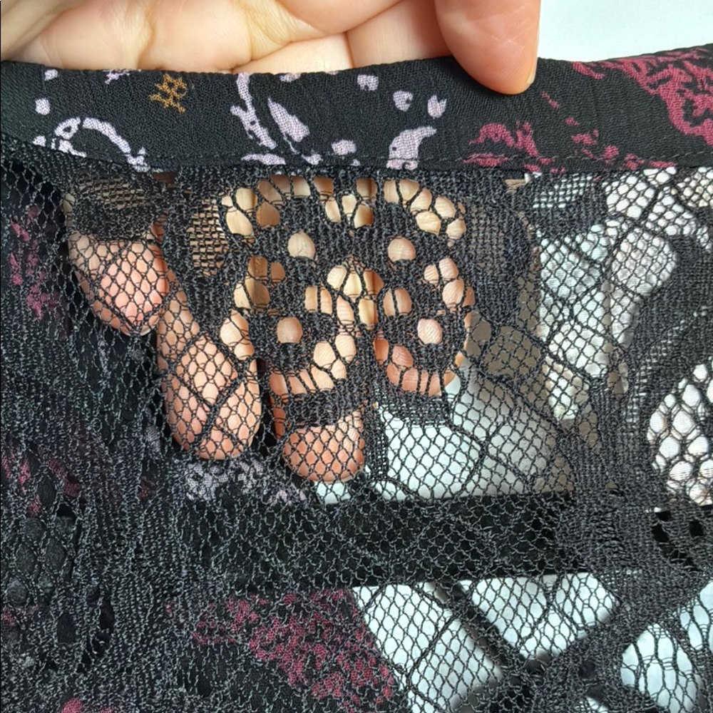 Bohemian Knox Rose Black and Pink Patterned Blouse Relaxed Fit - Picture 8 of 10